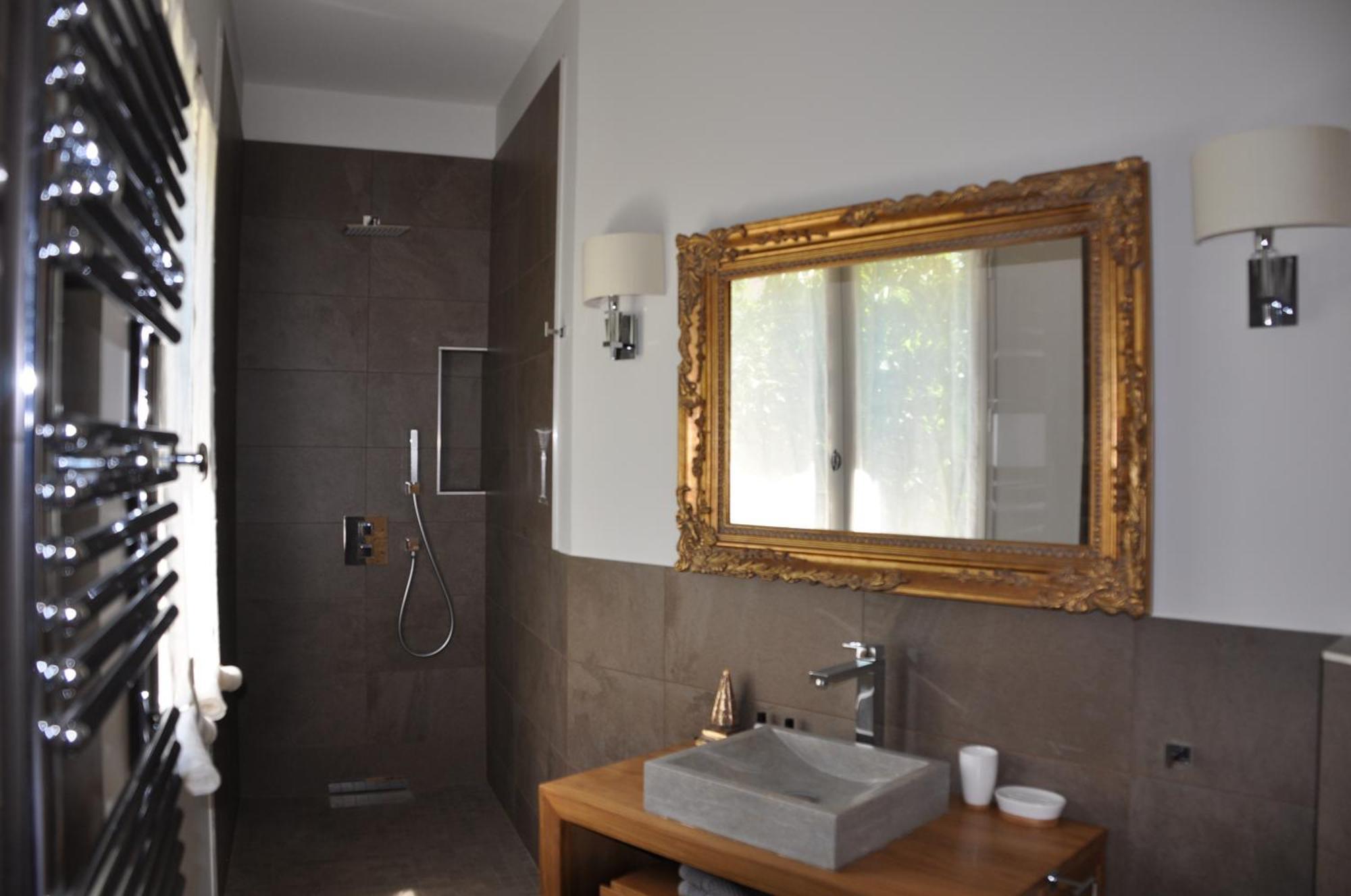 Le Jardin Des Amandiers Châteaurenard Kamer foto